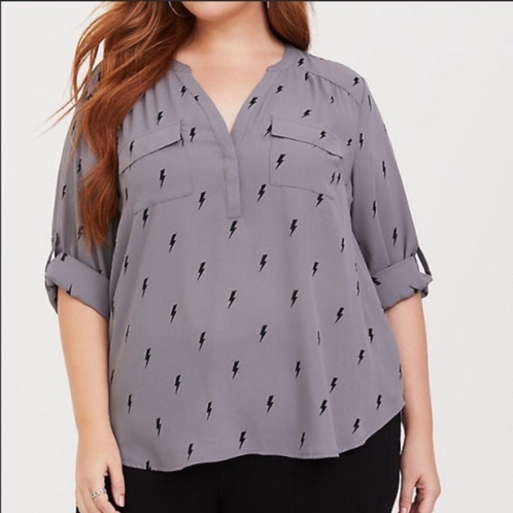 Torrid Lightning Bolt Harper Blouse NWT